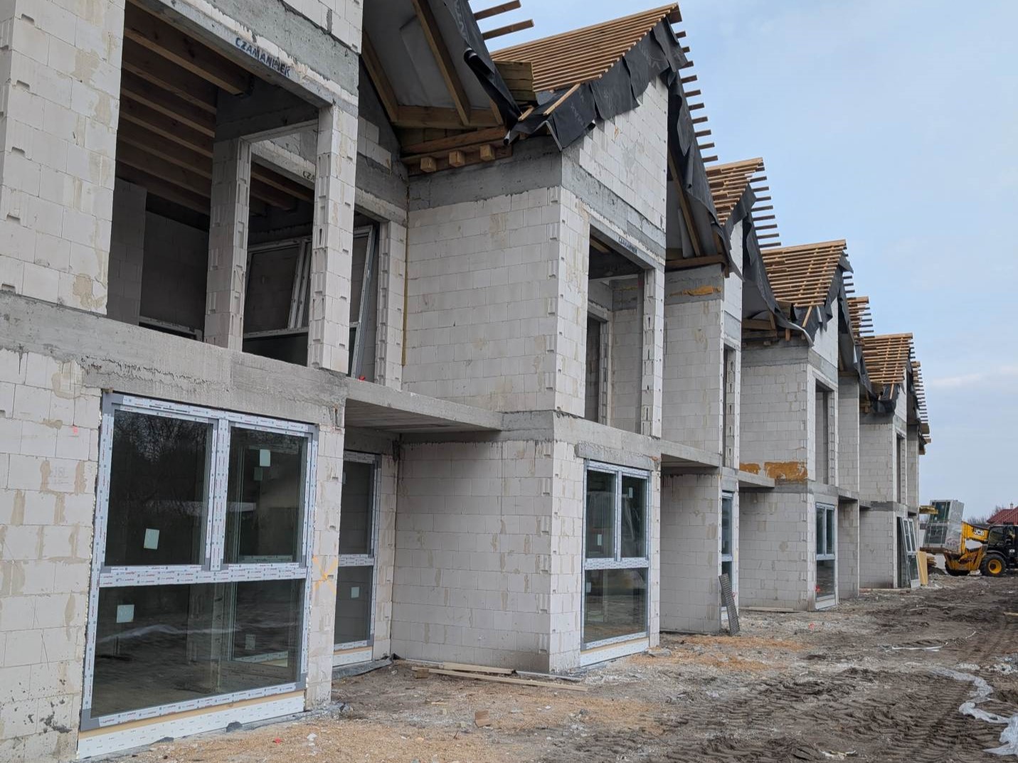 Montujemy stolarkę zewnętrzną